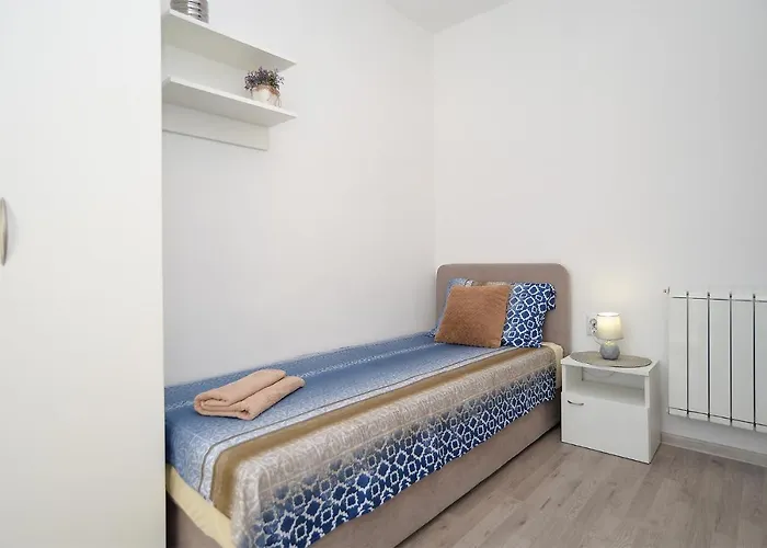 Appartement Milka 2074 *