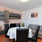 Apartamento Milka 2074 Poreč