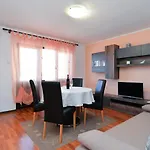 Apartman Milka 2074