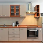 Milka 2074 Porec