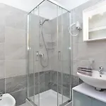 Milka 2074 Apartamento