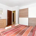 Milka 2074