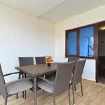 Milka 2074 Apartamento