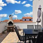 Apartman Milka 2074 *