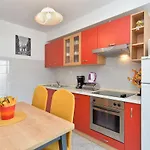 Apartamento Milka 2074