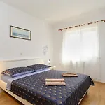 Milka 2074