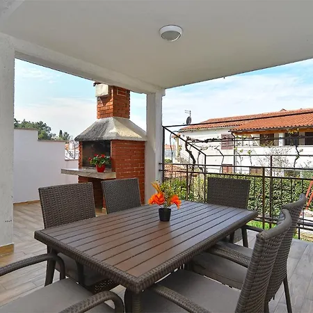 Milka 2074 Apartment Poreč