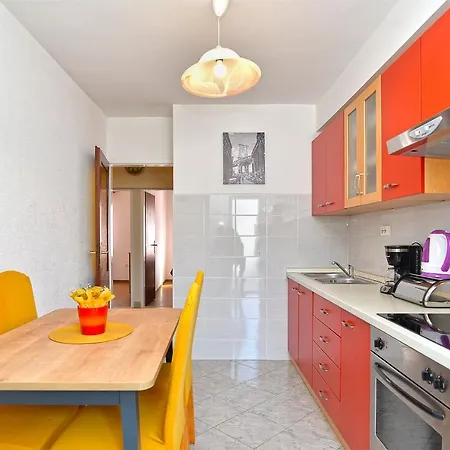 Apartman Milka 2074 *