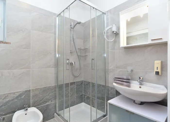 Milka 2074 Apartament