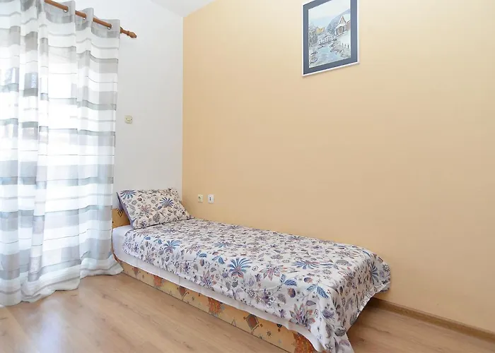 Milka 2074 Apartamento